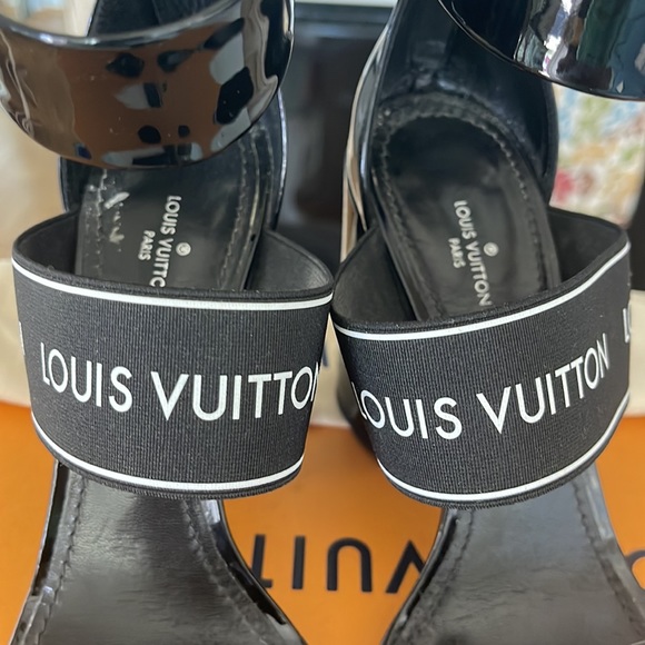 ❤️❤️SOLD❤️❤️Louis Vuitton Heels - Picture 8 of 9